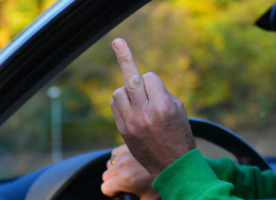 Beleidigung im Straßenverkehr: Welche Strafe droht? Beleidigung im Straßenverkehr: Welche Strafe droht?
