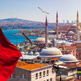 Eine Türkei-Reise stornieren geht aktuell mit den üblichen Absage-Kosten einher