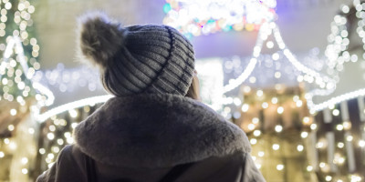 Was tun, wenn die Weihnachtsbeleuchtung der Nachbarn stört?