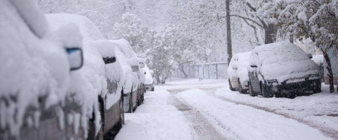 Schnee auf dem Autodach – mit diesen Strafen müssen Sie rechnen