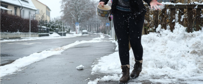 Ist Streusalz verboten? Rechtliches zum Streuen im Winter